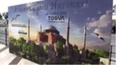 Ayasofya-i Kebir Cami-i Şerifi'nin yeniden ibadete açılması sevinçle karşılandı Ayasofya-i Kebir Cami-i Şerifi'nin yeniden ibadete açılması sevinçle karşılandı