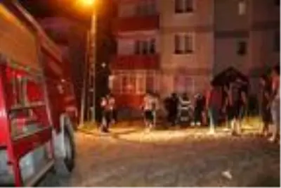 Ayrı yaşadığı eşinin evini ateşe verdi Ayrı yaşadığı eşinin evini ateşe verdi