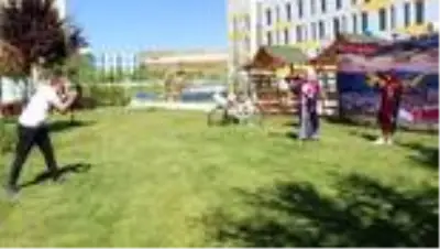 Çankırı'da koronavirüs tedbirleri altında mezuniyet töreni Çankırı'da koronavirüs tedbirleri altında mezuniyet töreni