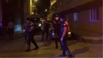 Dünürler arasında sözlü tartışma silahlı kavgayla bitti: 1 ölü 1 ağır yaralı Dünürler arasında sözlü tartışma silahlı kavgayla bitti: 1 ölü 1 ağır yaralı