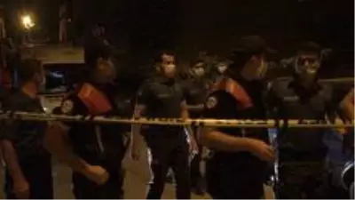 Dünürler arasında sözlü tartışma silahlı kavgayla bitti: 1 ölü 1 ağır yaralı Dünürler arasında sözlü tartışma silahlı kavgayla bitti: 1 ölü 1 ağır yaralı
