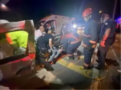 Son dakika haberi: Düzce'de zincirleme trafik kazası: 4'ü çocuk 1'i hamile toplam 7 yaralı Son dakika haberi: Düzce'de zincirleme trafik kazası: 4'ü çocuk 1'i hamile toplam 7 yaralı