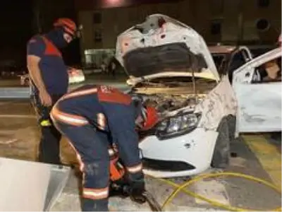 Son dakika haberi: Düzce'de zincirleme trafik kazası: 4'ü çocuk 1'i hamile toplam 7 yaralı Son dakika haberi: Düzce'de zincirleme trafik kazası: 4'ü çocuk 1'i hamile toplam 7 yaralı