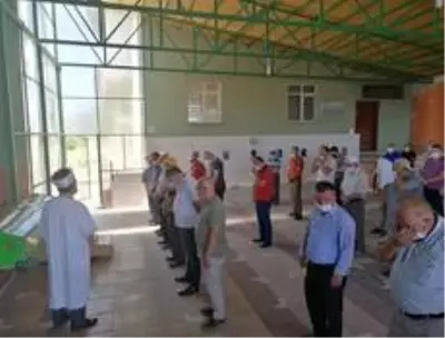 Son dakika haber | Gazeteci Akça'nın kayınvalidesi son yolculuğuna uğurlandı Son dakika haber | Gazeteci Akça'nın kayınvalidesi son yolculuğuna uğurlandı