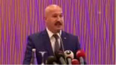 Güvenlik-İş Sendikası Kovid-19 sürecindeki çalışmalarından ötürü basın mensuplarına plaket verdi Güvenlik-İş Sendikası Kovid-19 sürecindeki çalışmalarından ötürü basın mensuplarına plaket verdi