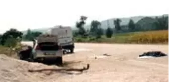 Yaren: Kahramanmaraş'ta seyir halindeki otomobil alev aldı! 1'i çocuk 2 kişi yanarak öldü Yaren: Kahramanmaraş'ta seyir halindeki otomobil alev aldı! 1'i çocuk 2 kişi yanarak öldü
