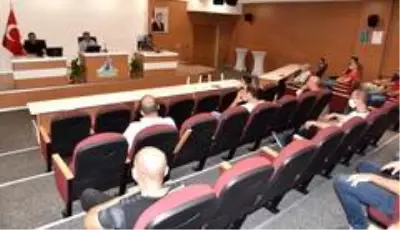 Kartepe'de kontrollü cemiyetler için eğitim Kartepe'de kontrollü cemiyetler için eğitim