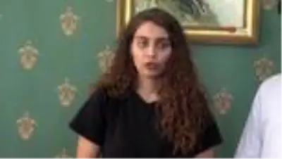 Kendisini 1,5 yıl taciz ettiğini ileri sürdüğü adamı tutuklattıran Tuğçe Çelik konuştu Kendisini 1,5 yıl taciz ettiğini ileri sürdüğü adamı tutuklattıran Tuğçe Çelik konuştu