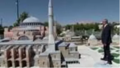 Konya'da Ayasofya'nın minyatürünün tabelası da değiştirildi Konya'da Ayasofya'nın minyatürünün tabelası da değiştirildi