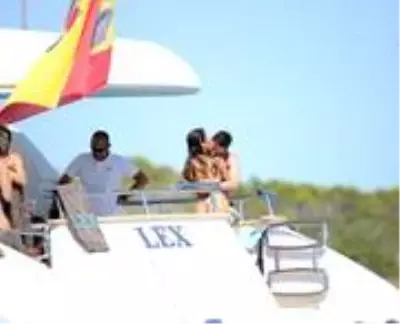 Messi aşka geldi Messi aşka geldi