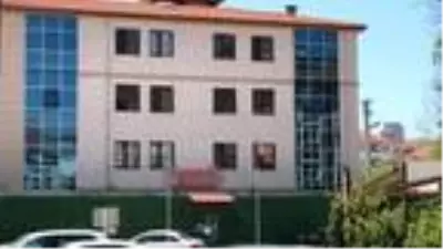 Özel bakım merkezinde, hasta bakıcılar yatalak hastaya tazyikli suyla işkence ederek öldürdü Özel bakım merkezinde, hasta bakıcılar yatalak hastaya tazyikli suyla işkence ederek öldürdü