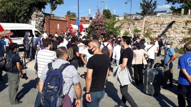 Son Dakika: Ayasofya Camii'nde 86 yıl sonra ilk namaz kılınıyor Son Dakika: Ayasofya Camii'nde 86 yıl sonra ilk namaz kılınıyor