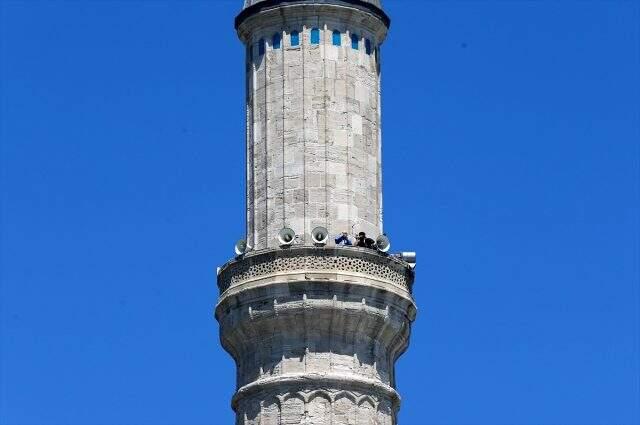 Son Dakika: Ayasofya Camii'nde 86 yıl sonra ilk namaz kılınıyor Son Dakika: Ayasofya Camii'nde 86 yıl sonra ilk namaz kılınıyor