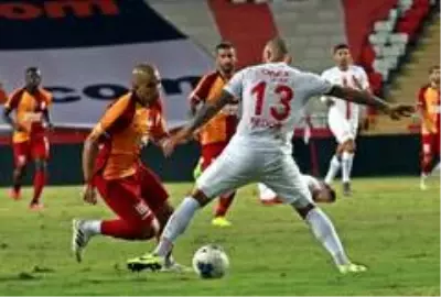 Süper Lig: Fraport TAV Antalyaspor: 2 Galatasaray: 2 (Maç sonucu) Süper Lig: Fraport TAV Antalyaspor: 2 Galatasaray: 2 (Maç sonucu)