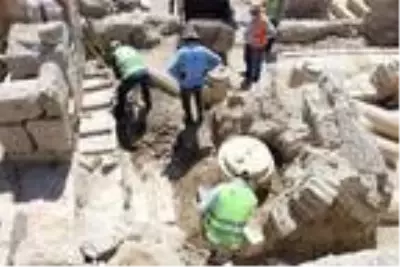 Tripolis Antik Kenti'ndeki 'anıtsal çeşme'nin restorasyonuna başlandı