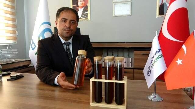 Türkiye'ye gelen İranlı iki girişimci plastik çöpleri motorine dönüştüren makine üretti Türkiye'ye gelen İranlı iki girişimci plastik çöpleri motorine dönüştüren makine üretti