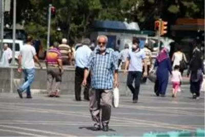 Vaka sayılarının arttığı Kayseri'de vatandaşlar 'maske' takmayanlardan dertli Vaka sayılarının arttığı Kayseri'de vatandaşlar 'maske' takmayanlardan dertli