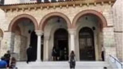 Yunanistan'da Ayasofya matemi! Bayraklar yarıya indirildi, her yerden çan sesleri geliyor Yunanistan'da Ayasofya matemi! Bayraklar yarıya indirildi, her yerden çan sesleri geliyor