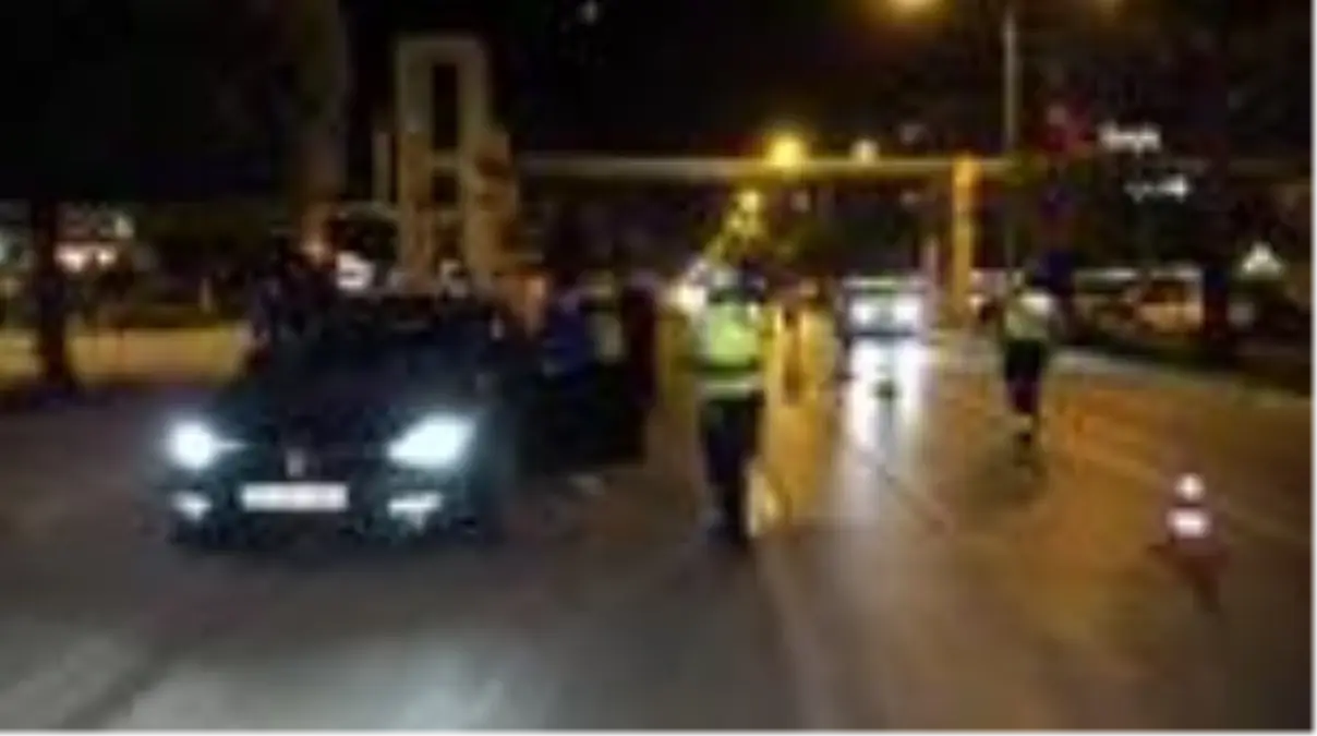 Adana'da 2 bin 879 polisle 'Huzur ve Güven' uygulaması