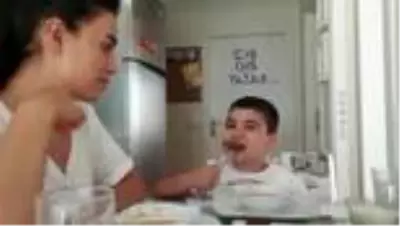 BENİM HİKAYEM - Tek arkadaşı 'annesi' olan 7 yaşındaki çocuk lösemiyi yendi BENİM HİKAYEM - Tek arkadaşı 'annesi' olan 7 yaşındaki çocuk lösemiyi yendi
