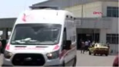 Bingöl'de otomobiller çarpıştı: 2 ölü, 5 yaralı Bingöl'de otomobiller çarpıştı: 2 ölü, 5 yaralı