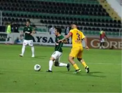 Süper Lig: Denizlispor: 0 MKE Ankaragücü: 0 (İlk yarı) Süper Lig: Denizlispor: 0 MKE Ankaragücü: 0 (İlk yarı)