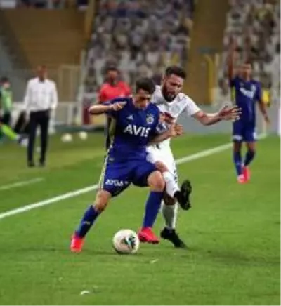 Süper Lig: Fenerbahçe: 1 Çaykur Rizespor: 0 (İlk yarı)
