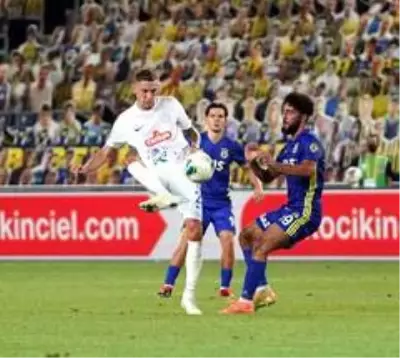 Süper Lig: Fenerbahçe: 1 Çaykur Rizespor: 0 (İlk yarı)