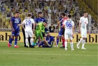 Süper Lig: Fenerbahçe: 1 Çaykur Rizespor: 0 (İlk yarı)