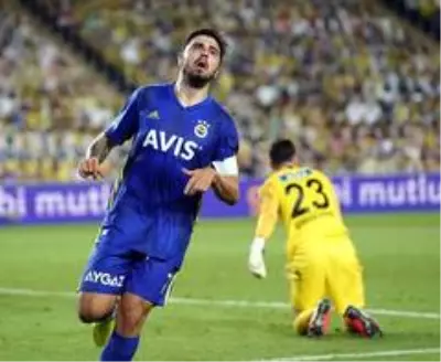 Süper Lig: Fenerbahçe: 3 Çaykur Rizespor: 1 (Maç sonucu)