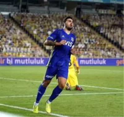 Süper Lig: Fenerbahçe: 3 Çaykur Rizespor: 1 (Maç sonucu)
