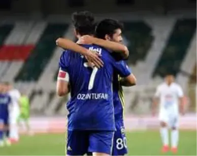 Süper Lig: Fenerbahçe: 3 Çaykur Rizespor: 1 (Maç sonucu)