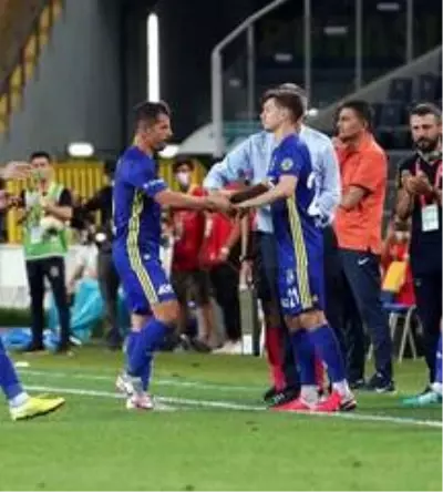 Süper Lig: Fenerbahçe: 3 Çaykur Rizespor: 1 (Maç sonucu)