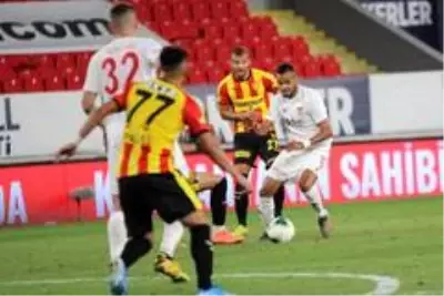 Süper Lig: Göztepe: 3 Sivasspor: 1 (Maç sonucu) Süper Lig: Göztepe: 3 Sivasspor: 1 (Maç sonucu)