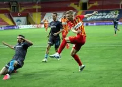 Süper Lig: Kayserispor: 0 Trabzonspor: (İlk yarı) Süper Lig: Kayserispor: 0 Trabzonspor: (İlk yarı)