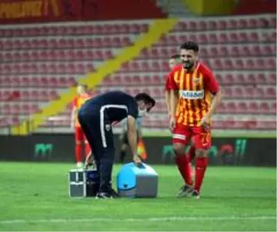 Süper Lig: Kayserispor: 1 Trabzonspor: 2 (Maç sonucu) Süper Lig: Kayserispor: 1 Trabzonspor: 2 (Maç sonucu)