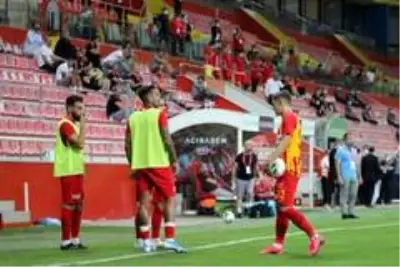 Süper Lig: Kayserispor: 1 Trabzonspor: 2 (Maç sonucu) Süper Lig: Kayserispor: 1 Trabzonspor: 2 (Maç sonucu)