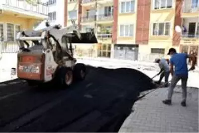 Tepebaşı'nda kaldırım ve yol çalışmaları Tepebaşı'nda kaldırım ve yol çalışmaları