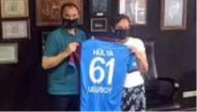 Trabzonspor, ulaşım sponsorluğu sözleşmesini yeniledi Trabzonspor, ulaşım sponsorluğu sözleşmesini yeniledi