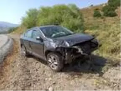 Tunceli'de 2 kazada 8 kişi yaralandı Tunceli'de 2 kazada 8 kişi yaralandı