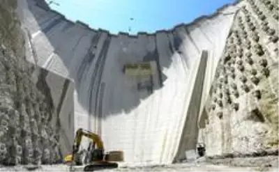 Türkiye'nin en yükseği olacak Yusufeli Barajı'nın gövde yüksekliği 220 metreye ulaştı Türkiye'nin en yükseği olacak Yusufeli Barajı'nın gövde yüksekliği 220 metreye ulaştı