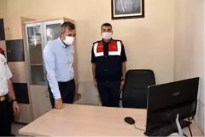 Vali Sezer, 'Geri Gönderme Merkezi'ni inceledi Vali Sezer, 'Geri Gönderme Merkezi'ni inceledi