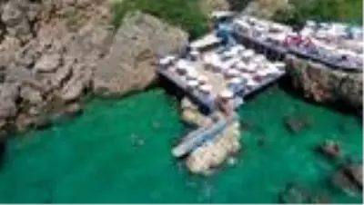 ANTALYA Falez plajları sezonun gözdesi ANTALYA Falez plajları sezonun gözdesi