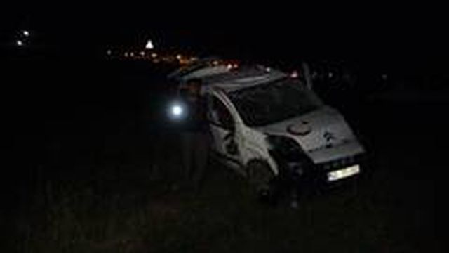 Aynı aileden 7 kişinin yaralandığı kazada, çocukların feryatları yürekleri dağladı