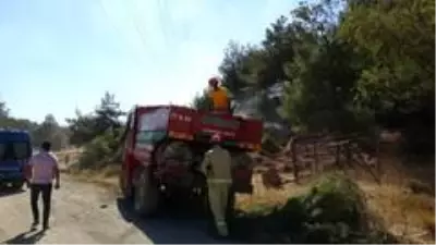 Bakan Pakdemirli: 'Orman yangınları kontrol altında' Bakan Pakdemirli: 'Orman yangınları kontrol altında'