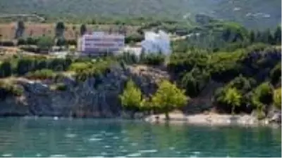 Boğulma tehlikesi geçiren genç hastanede hayatını kaybetti Boğulma tehlikesi geçiren genç hastanede hayatını kaybetti