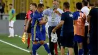 Emre Belözoğlu'ndan maç sonu duygusal sözler: Annem, futbolu bırakmamı istemiyor Emre Belözoğlu'ndan maç sonu duygusal sözler: Annem, futbolu bırakmamı istemiyor