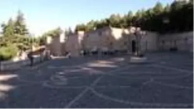 Eshab-ı Kehf Külliyesi 'Kovid-19 uykusu'ndan uyandı Eshab-ı Kehf Külliyesi 'Kovid-19 uykusu'ndan uyandı
