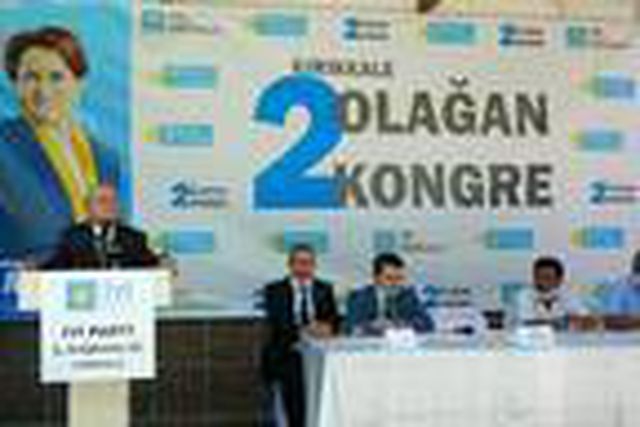 İYİ Parti'den Kırıkkale'de sosyal mesafesiz kongre
