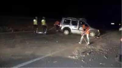 Kırıkkale'de kaza yapan sürücü aracını bırakıp kaçtı Kırıkkale'de kaza yapan sürücü aracını bırakıp kaçtı